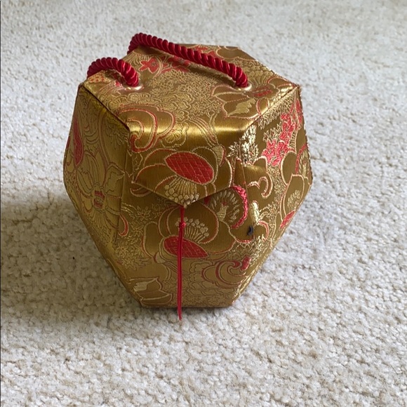Unique Hexagon Purse - Picture 1 of 2